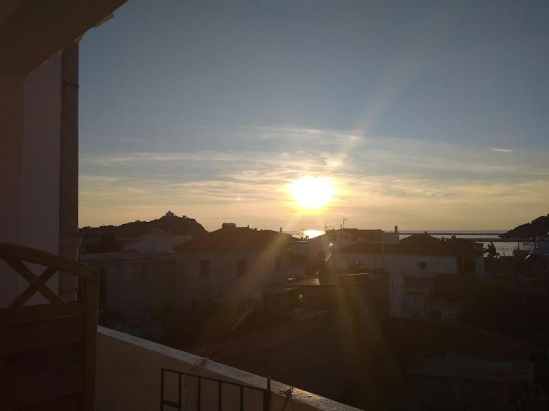 Kostas Studios Apartments - Ενοικιαζόμενα Δωμάτια Με Κουζινάκι ميرينا المظهر الخارجي الصورة