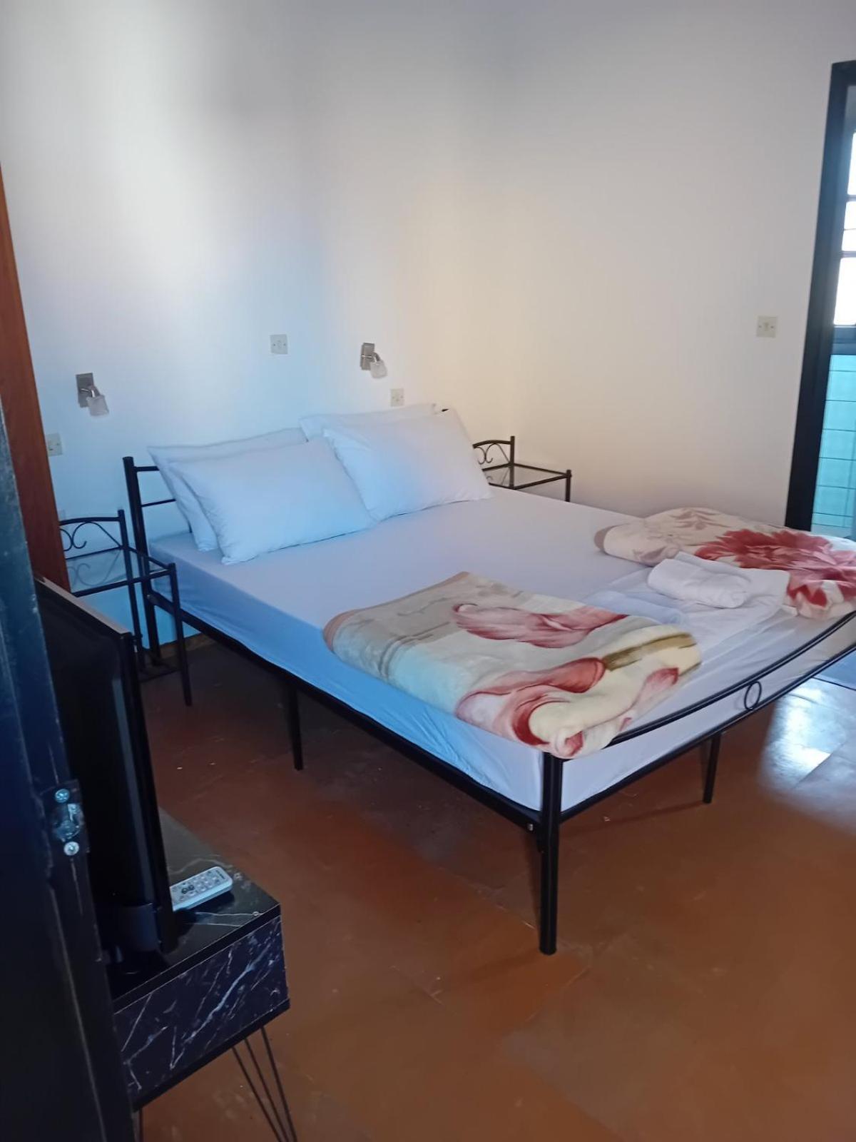 Kostas Studios Apartments - Ενοικιαζόμενα Δωμάτια Με Κουζινάκι ميرينا المظهر الخارجي الصورة
