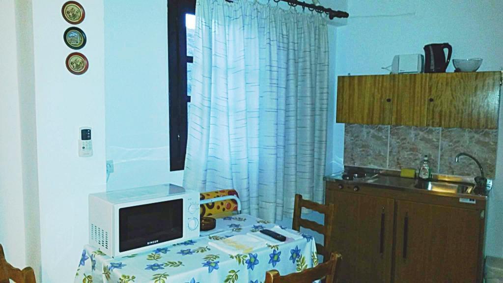 Kostas Studios Apartments - Ενοικιαζόμενα Δωμάτια Με Κουζινάκι ميرينا المظهر الخارجي الصورة